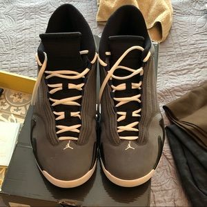 Air Jordan 14 Grey
